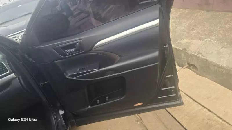 Toyota Highlander - 2016