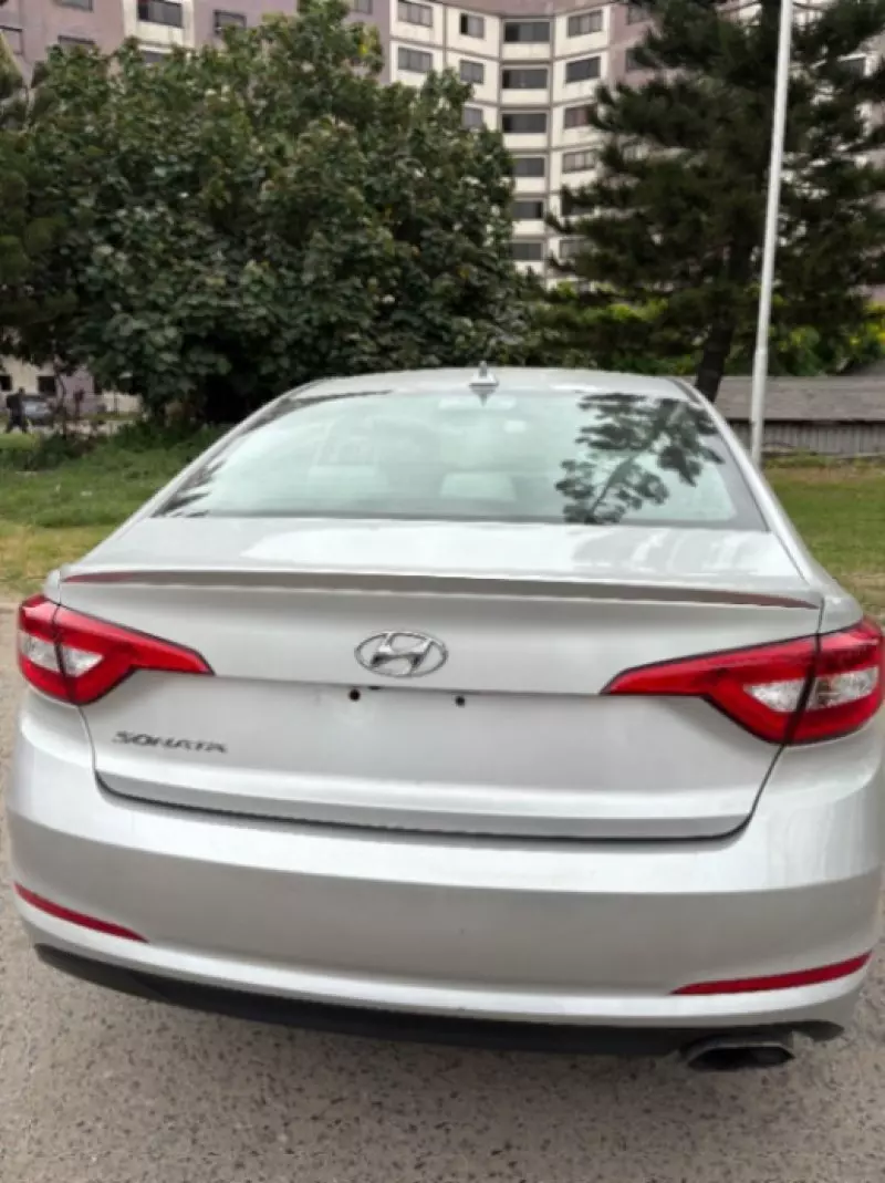 Hyundai Sonata   - 2017