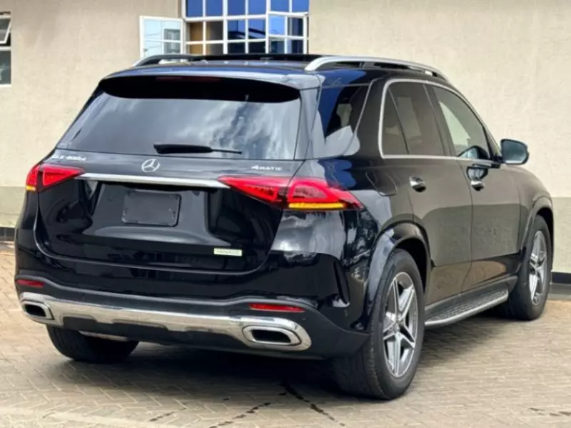 Mercedes-Benz GLE 400   - 2019