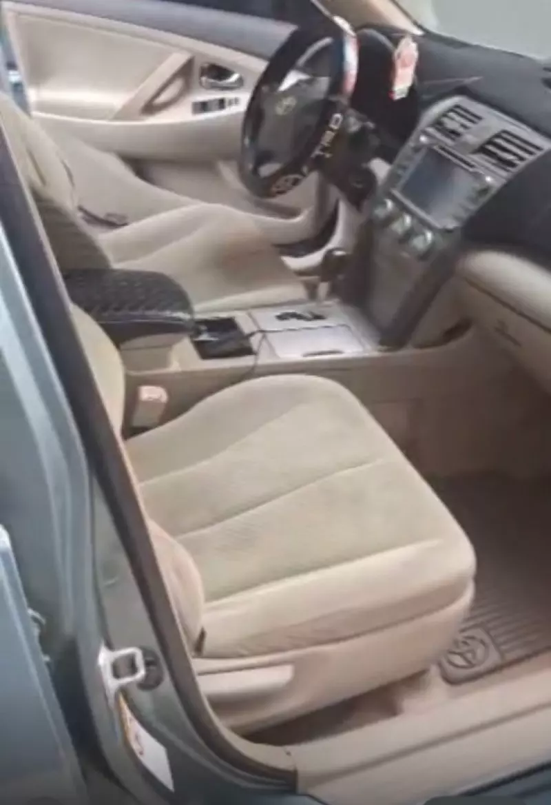 Toyota Camry   - 2007