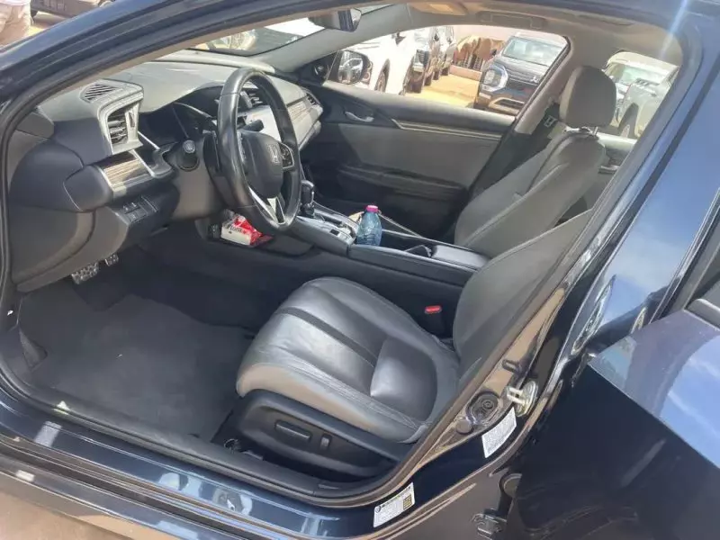 Honda Civic   - 2019