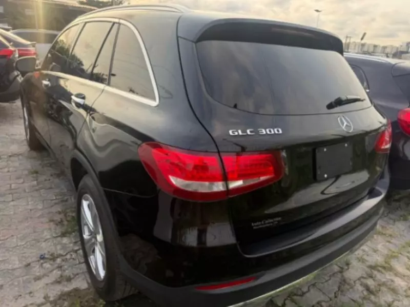 Mercedes-Benz GLC 300 - 2017