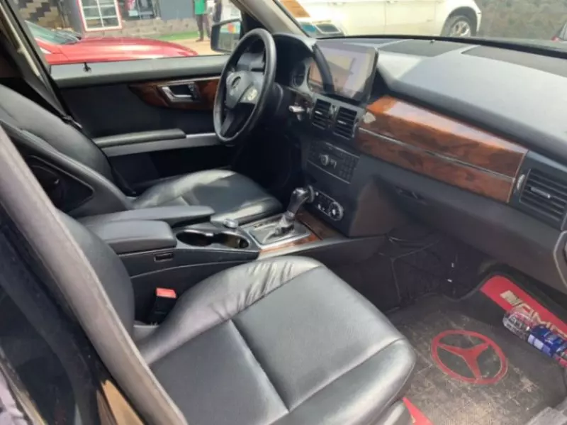 Mercedes-Benz GLK 350   - 2012