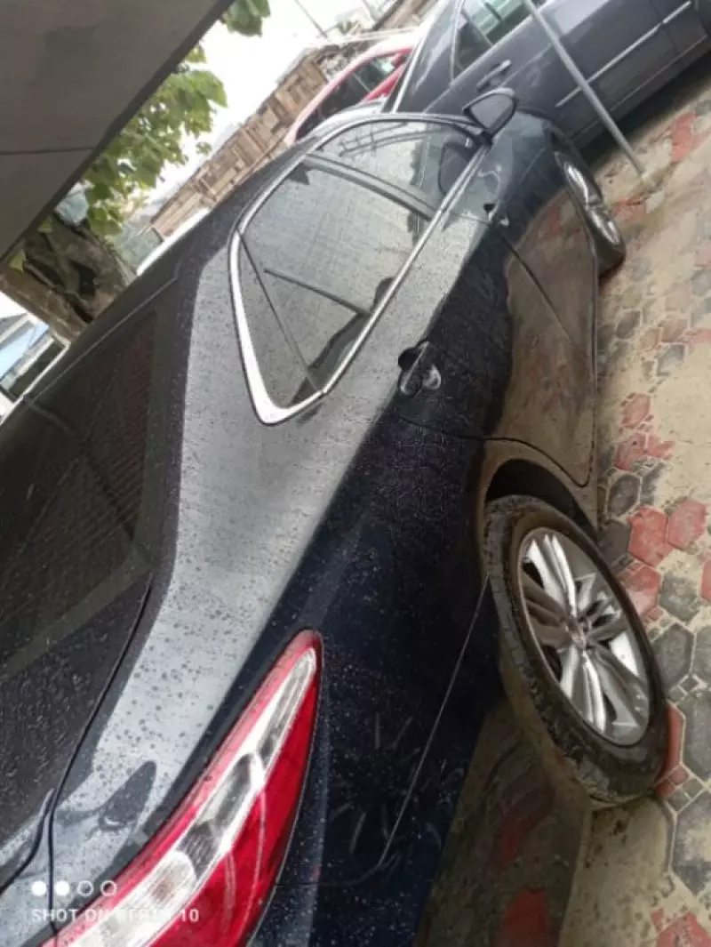 Toyota Camry   - 2016