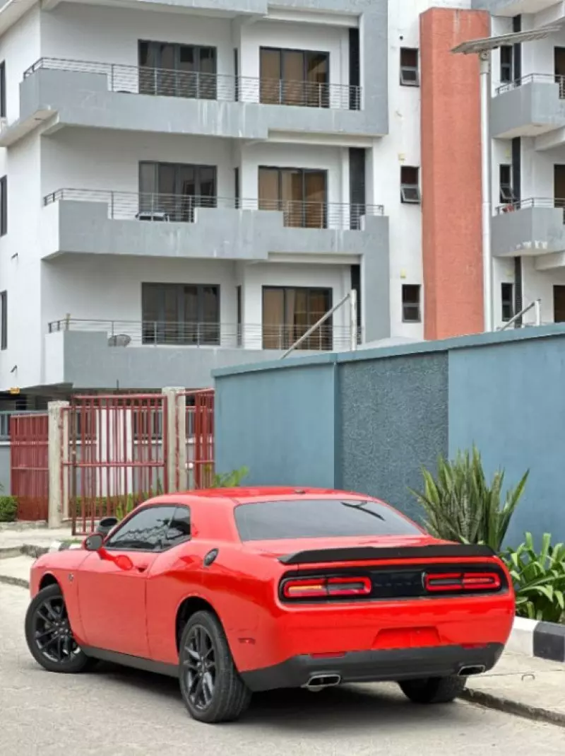 Dodge Challenger   - 2022