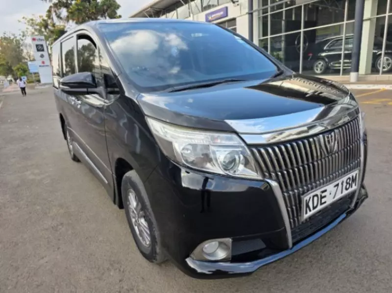 Toyota esquire   - 2015