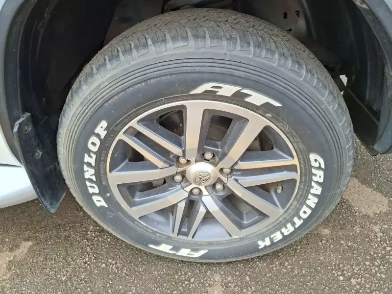 Toyota Fortuner - 2017