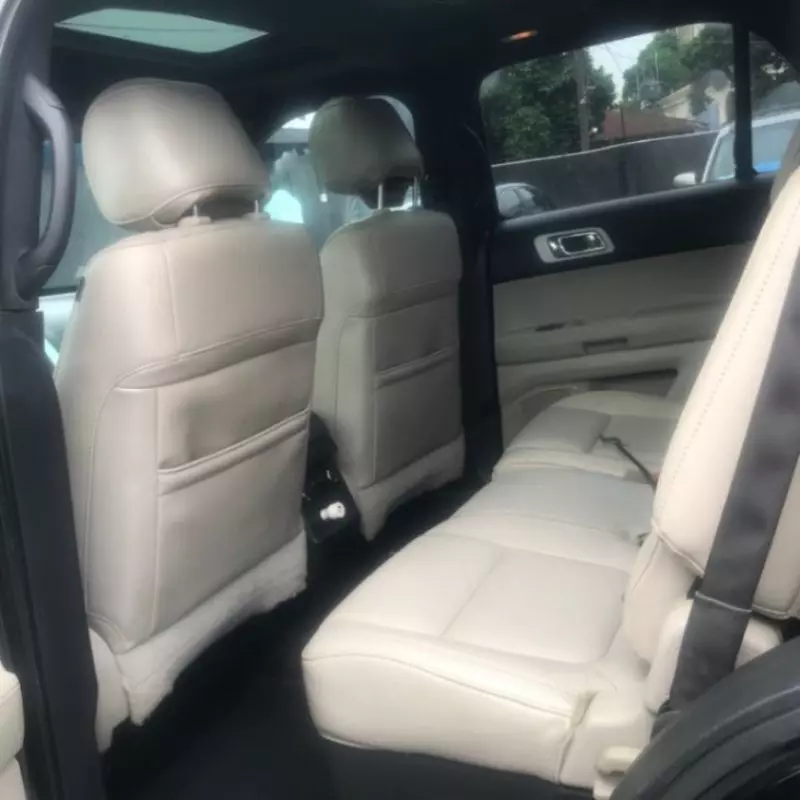 Ford Explorer   - 2012