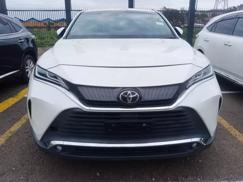 Toyota Harrier   - 2020