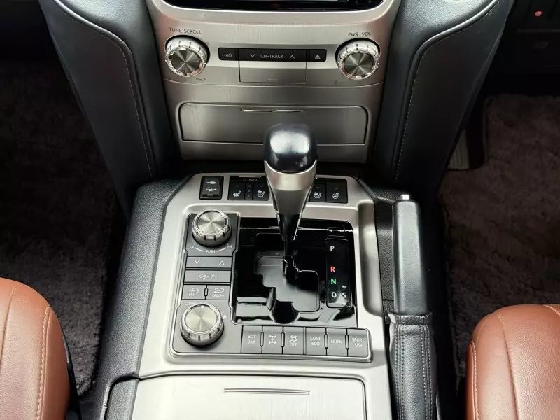 Toyota Landcruiser ZX   - 2018
