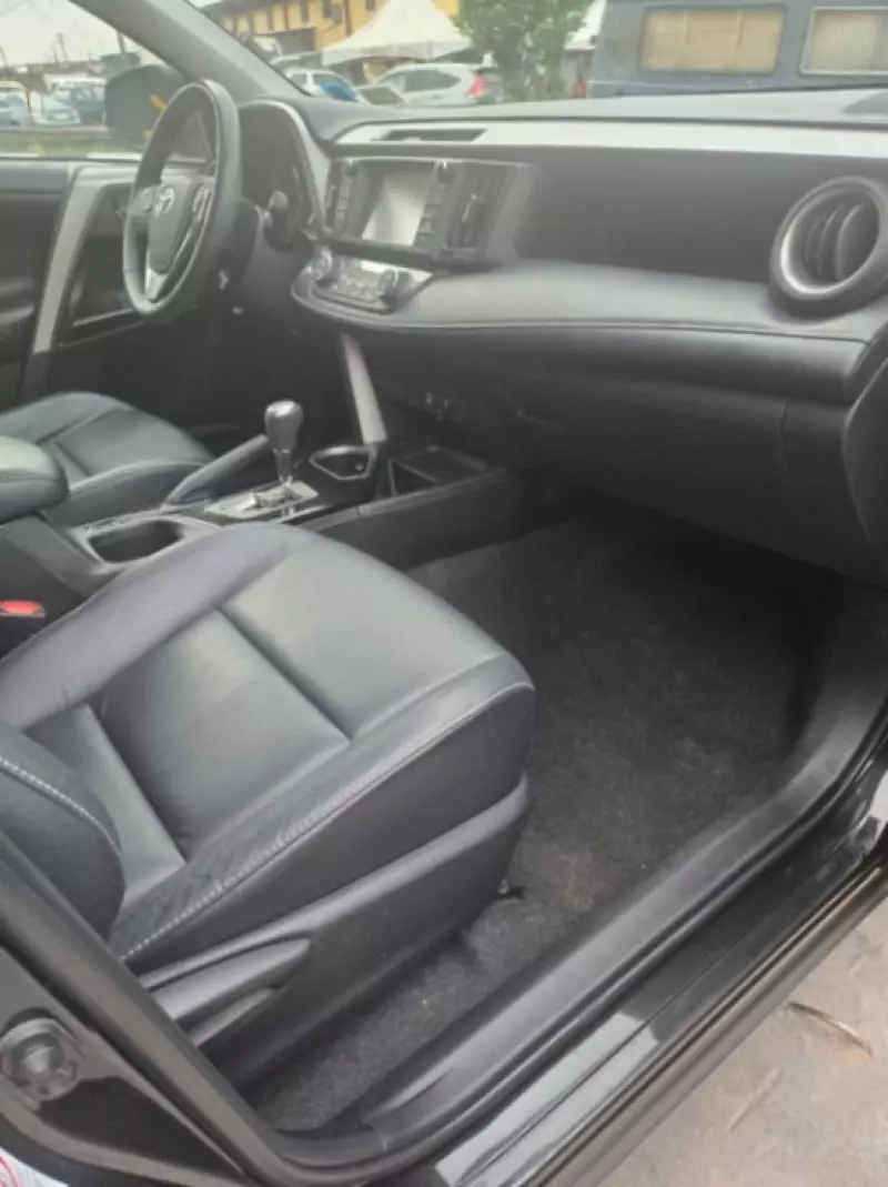 Toyota Rav4   - 2017