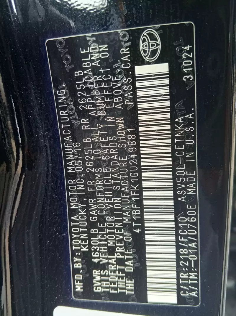 Toyota Camry   - 2016