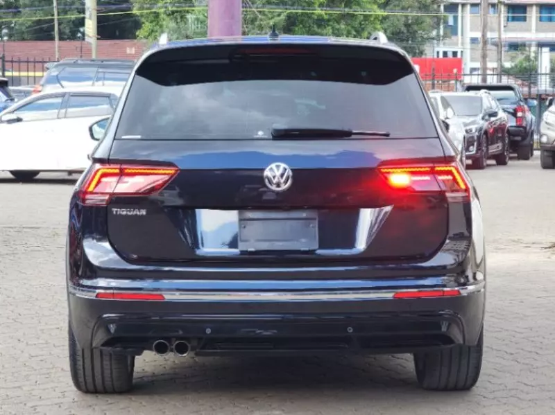 Volkswagen Tiguan   - 2018