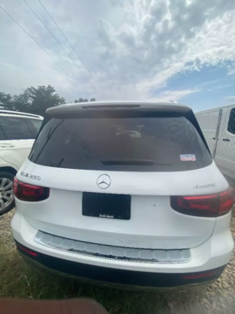 Mercedes-Benz GLB 250   - 2021