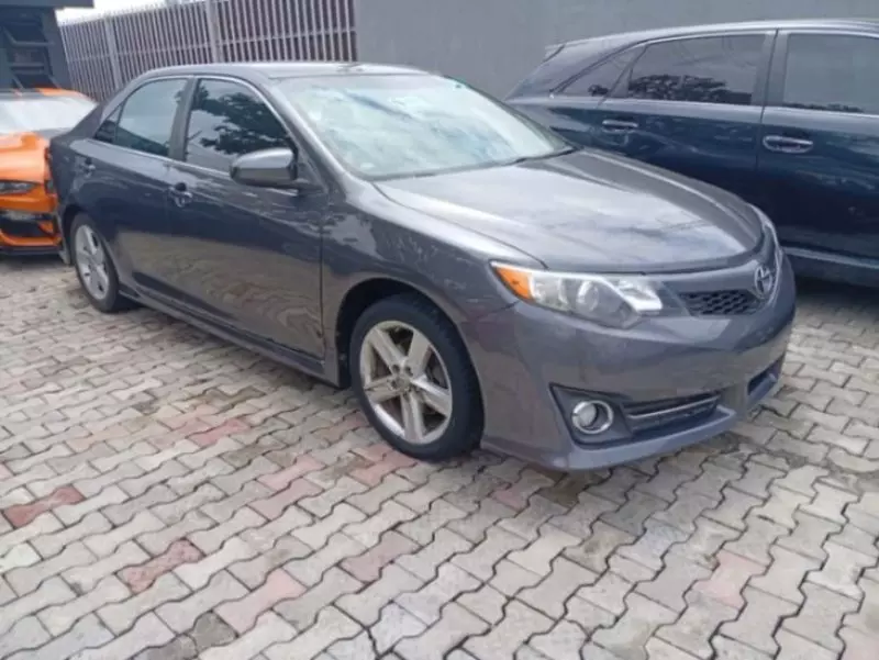 Toyota Camry   - 2015