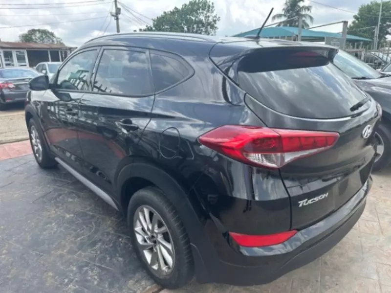 Hyundai TUCSON   - 2017