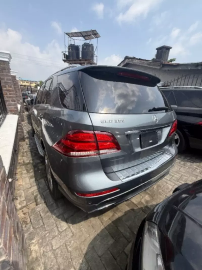 Mercedes-Benz GLE 350   - 2018