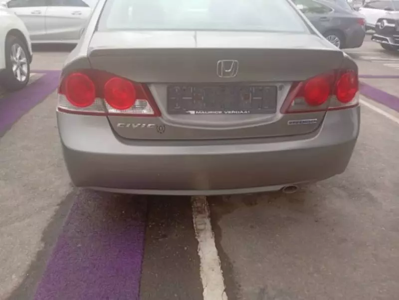 Honda Civic   - 2008