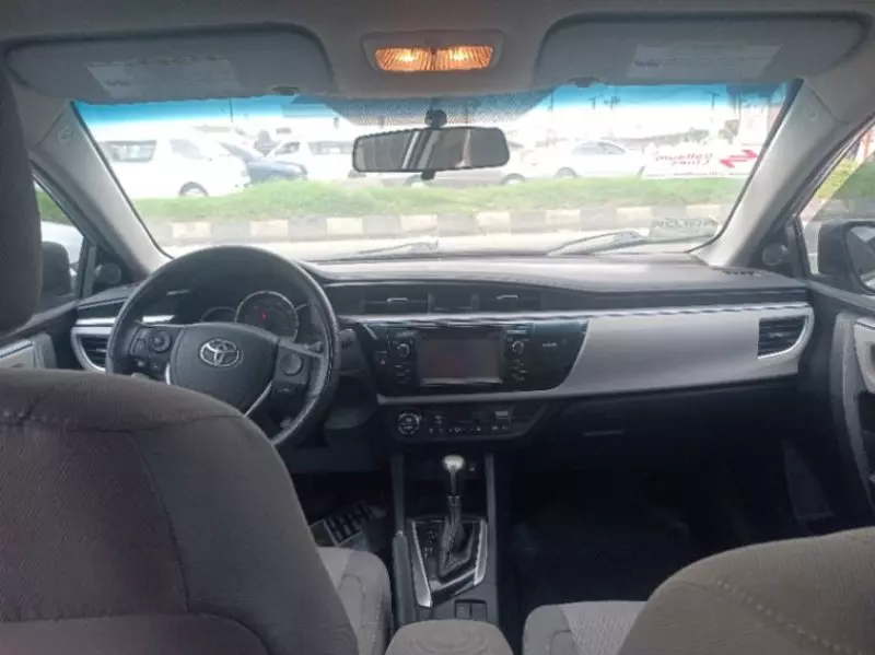 Toyota Corolla   - 2015