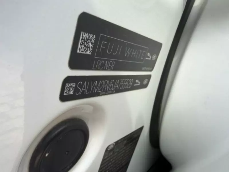 Land Rover Range Rover Velar   - 2018