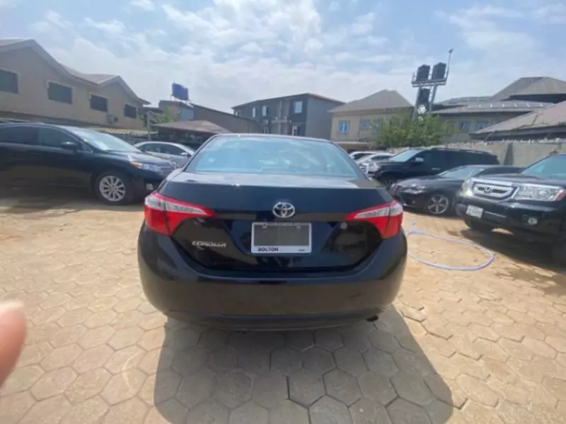 Toyota Corolla   - 2013