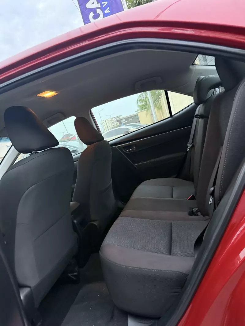 Toyota corolla   - 2018