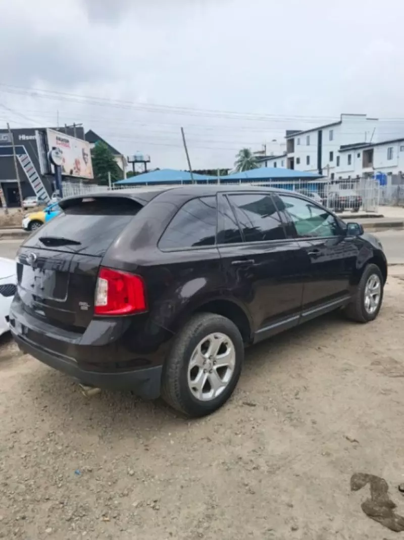 Ford Edge   - 2013