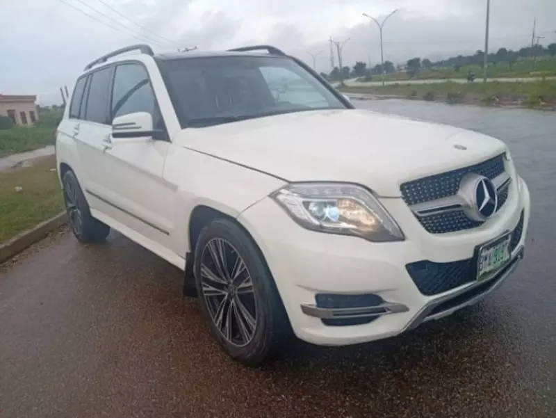 Mercedes-Benz GLK 350   - 2015