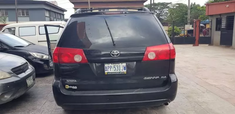 Toyota Sienna
