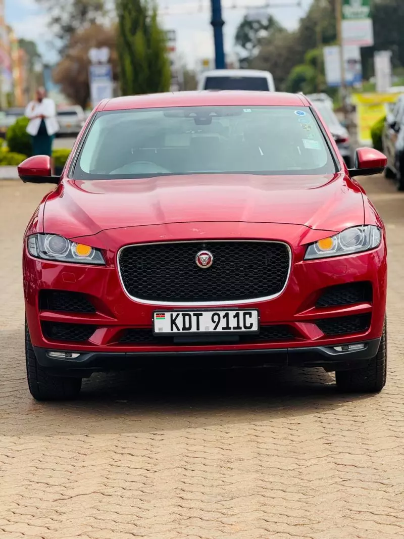 Jaguar F-Pace   - 2016