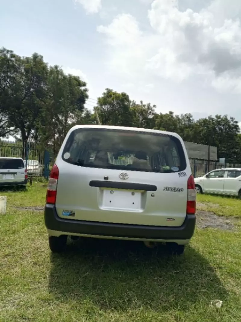 Toyota Probox    - 2018
