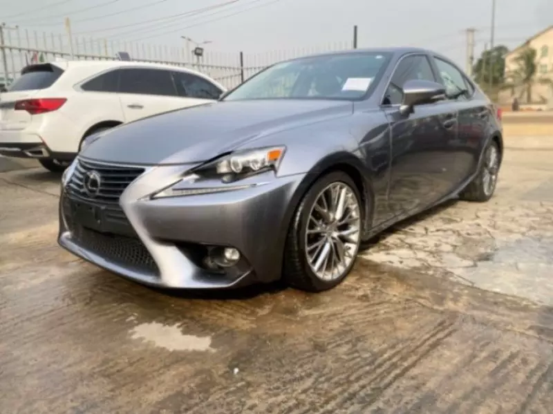 Lexus IS 250   - 2015
