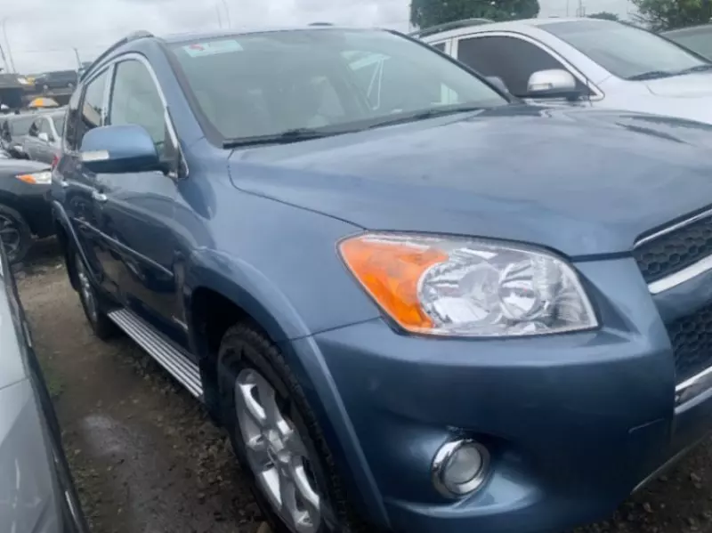 Toyota RAV 4   - 2009