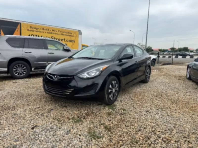 Hyundai Elantra   - 2016