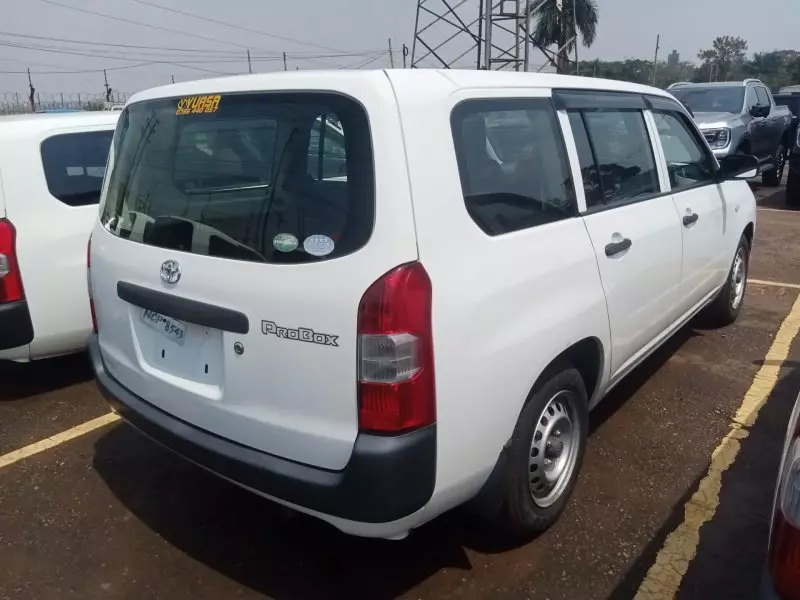 Toyota Probox    - 2017