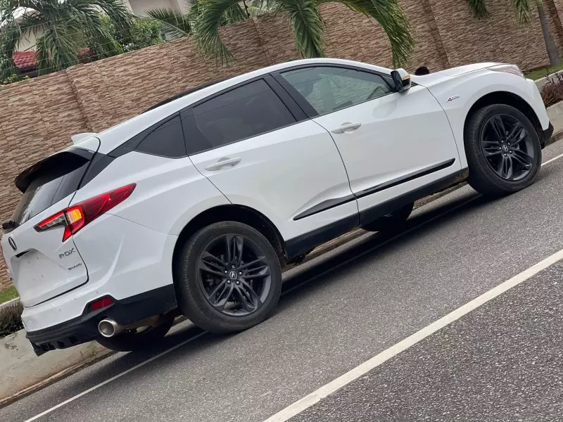 Acura RDX   - 2023