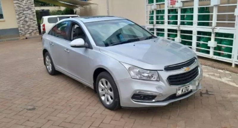 Chevrolet Cruze   - 2015