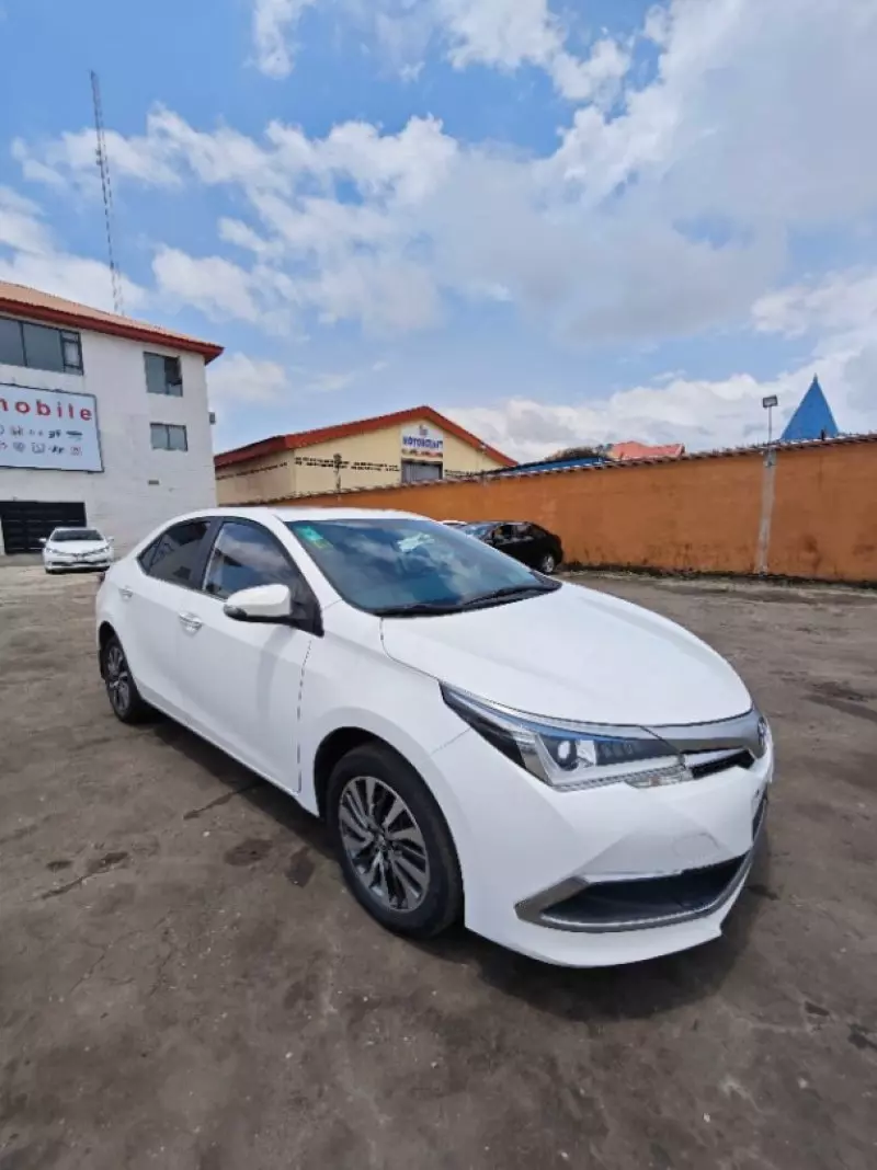 Toyota Corolla   - 2018