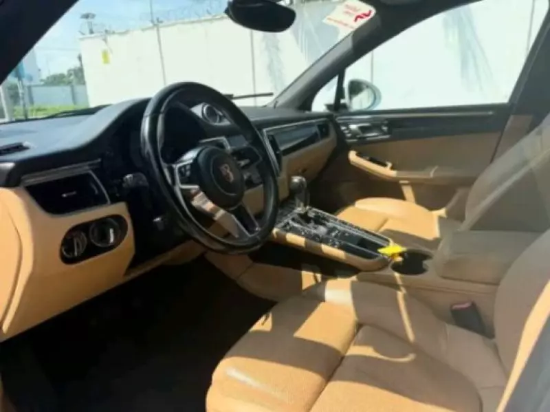 PORSCHE Macan   - 2018