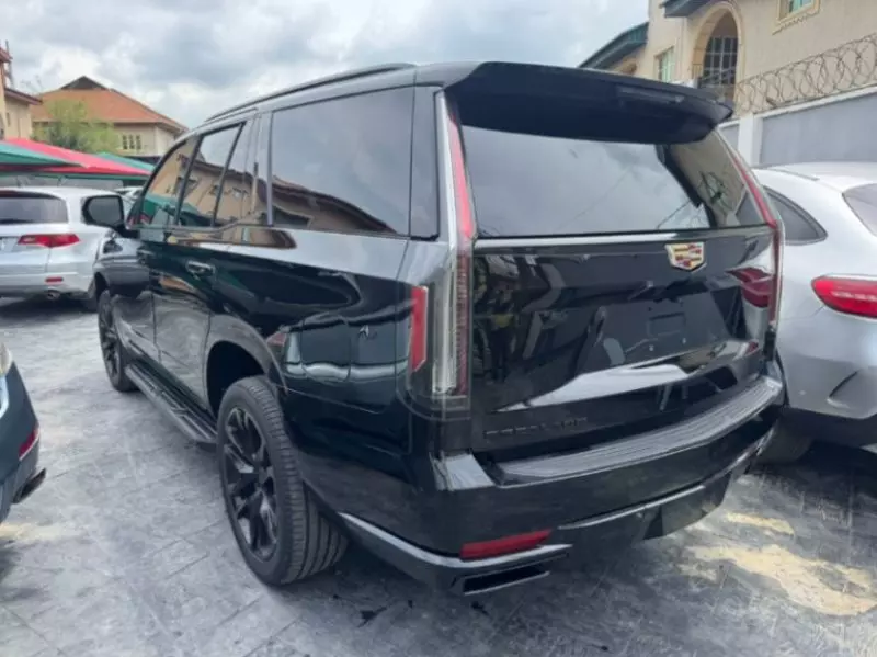 Cadillac Escalade   - 2023