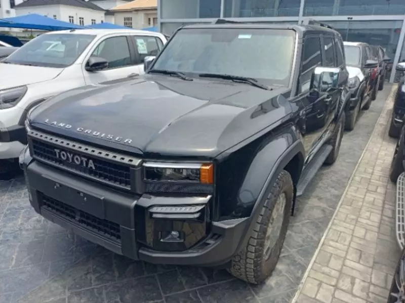 Toyota Landcruiser Prado   - 2025