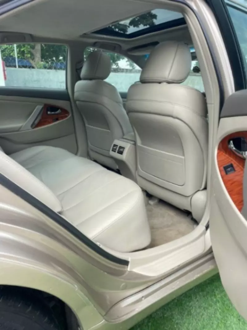 Toyota Camry   - 2008