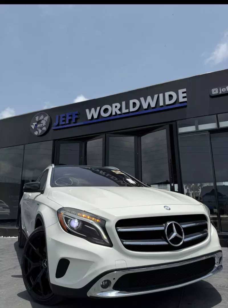 Mercedes-Benz 250   - 2015