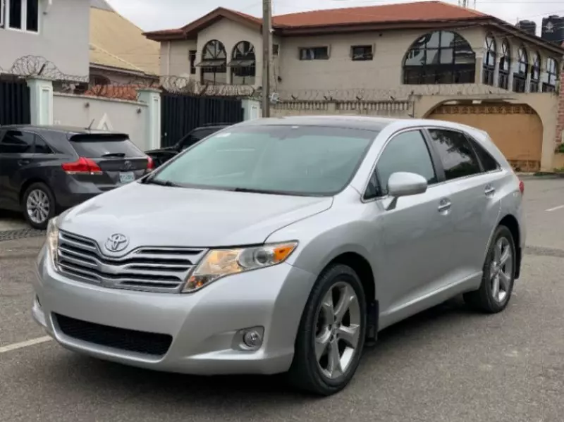 Toyota Venza   - 2010