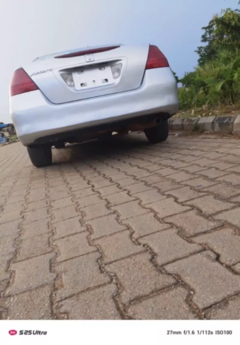 Honda Accord   - 2009