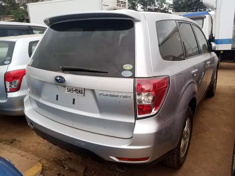 Subaru Forester   - 2010