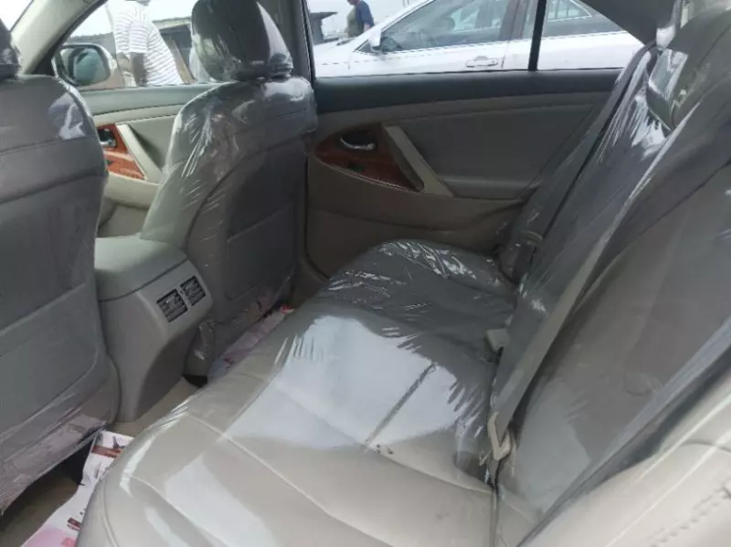 Toyota camry   - 2009