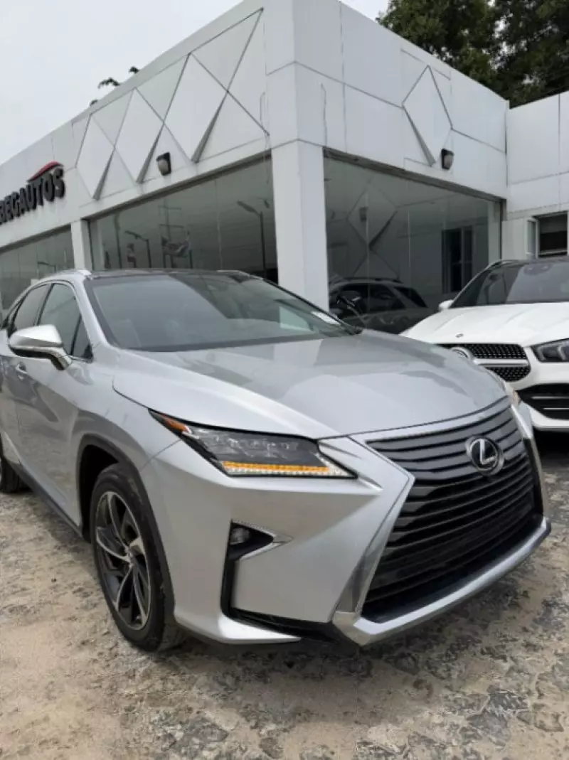 Lexus RX   - 2019
