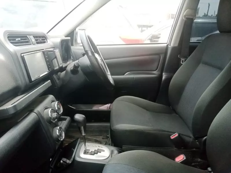 Toyota Succeed    - 2015