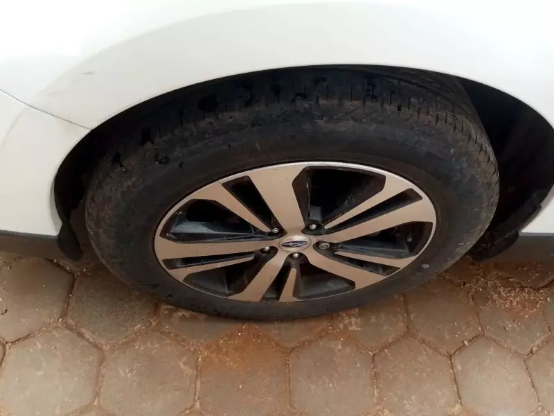 Subaru Outback   - 2017